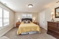 Delightful 2-bedroom Cottage in Hot Springs - 4-Star