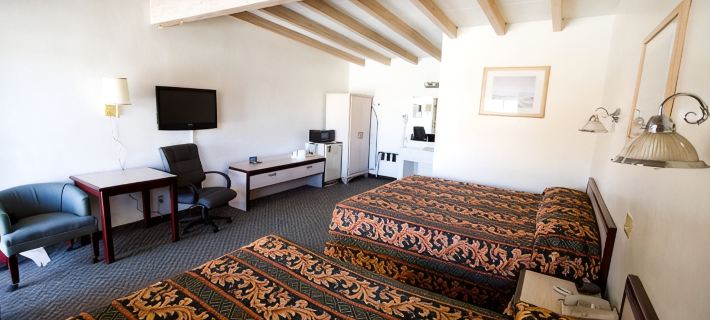 Trails Motel Hotels in Inyo County