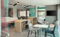 avid hotel MADISON - MONONA by IHG - 2-Star