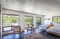 Best Swimming Hole in Town - Five Bedrooms - All King Beds! - 4-Star