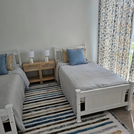 Farm cottage in 2.3 acres. Fully renovated for your comfort. Hotels in Orbost