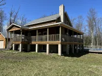 Six bedroom home with a hot tub, pool and an outdoor bar on a two acre lot. - Pools