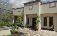GK Gallery Rumah Sewa - Mountain view