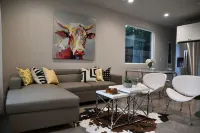 UT; HOME WITH FREE BREAKFAST & LATE CHECKOUT - Bungalows