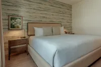 Iberostar Waves Miami Beach - Resorts
