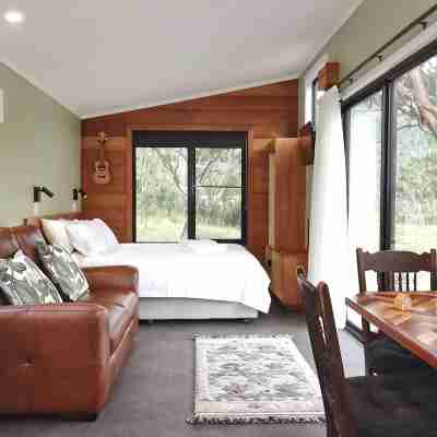 Winchester Tiny House - Quiet with Beautiful Scenery. Rooms