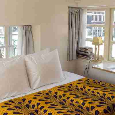 Sweets - Van Hallbrug Rooms