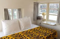 Sweets - Van Hallbrug -  Privatzimmer