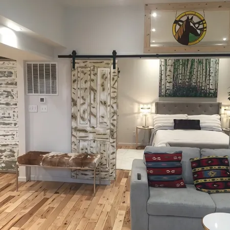 Sleep & Stay where Wild Bill Hickock and Calamity Jane played cards