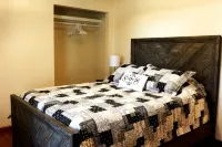 Holland Meadows minutes from The Ark Encounter. Quite countryside! - 4-Star