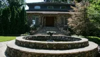 Beautiful 1800's Barn - Boutique