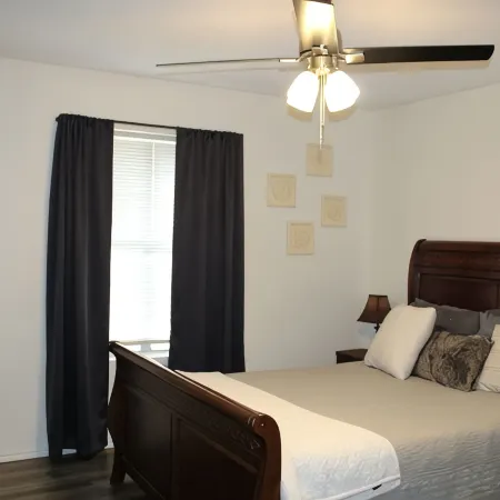 The Lone Star Haüs: 2 BR House in Schertz, TX