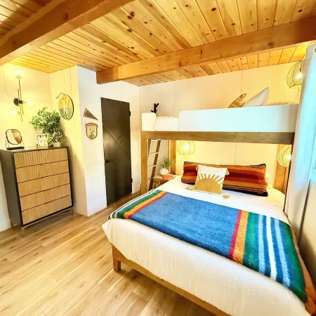 Secluded A-Frame, Fire Place, Hot Tub