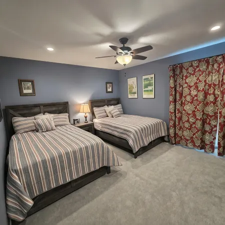 Reconfigured 2 bedroom, 2 bath condo, walking distance Pinehurst Resort.
