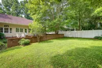 Modern Home in the Heart of Murphy, Hi-Tech Massage Chair, Jetted Tub, KING Bd! - 3-Star
