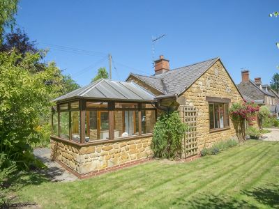 Copperstones, is in quiet idyllic location amid rolling hills in the Cotswolds