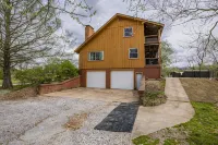 River House, kayak, fishing, king beds, riverfront - Chalets