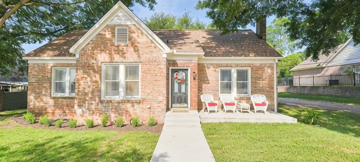 BEE in BRENHAM Holiday Cottage - Premium location walking distance to downtown Ξενοδοχεία στην πόλη Brenham