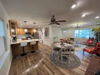 Sunny Spacious Ranch 3Br/2b Big Yard Private Family Friendly - 3-Star