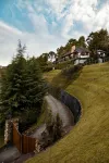 Alma Hotel - parking