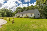 Coastal Cape Cod 3 bedroom close to the beach, bike path & ponds! - Wifi