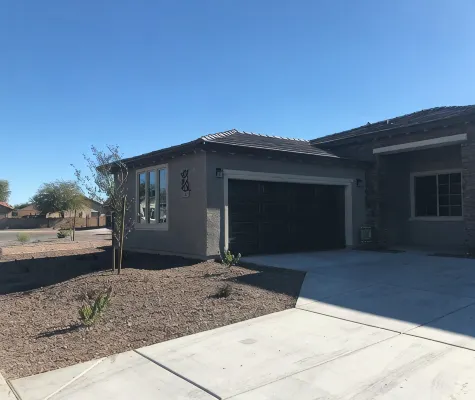 Cozy Casa Bliss: 3 Bedroom Desert Home - 홈스테이