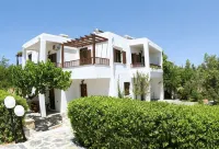 Alianthos Suites - 4-Star