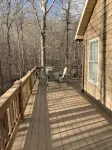 3Br 3BA Cabin, with Hot Tub, 3 Pools, Boat Ramp with Dock 1 Mile Away. for Sale! - Chalets