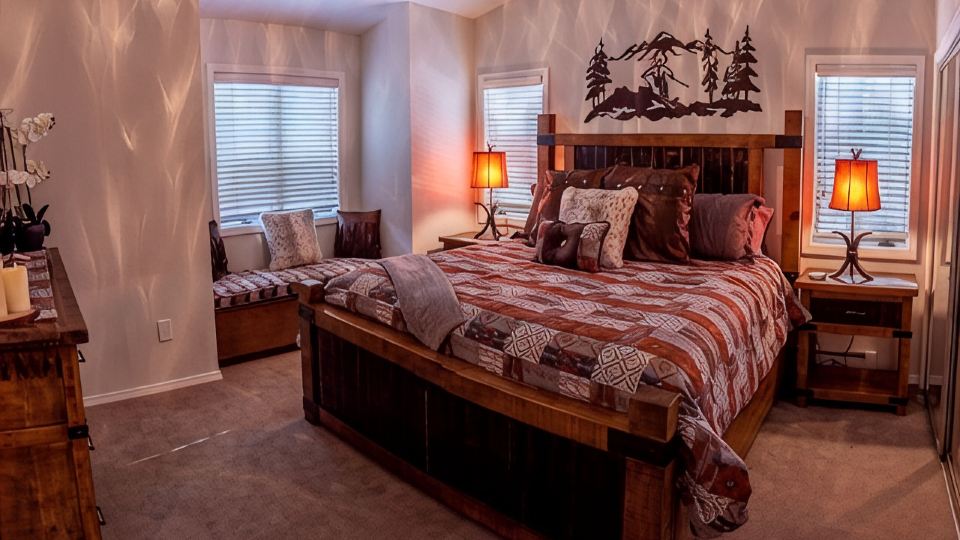 Fully Stocked & Spacious McCloud 3Bed/ 2.5 Walk to Lake 1-Car Garage