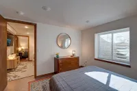 Paoli Den - Renovated Flat! - WiFi