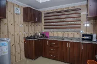 Living Space Apartment Emerald Suite - Airport Shuttle