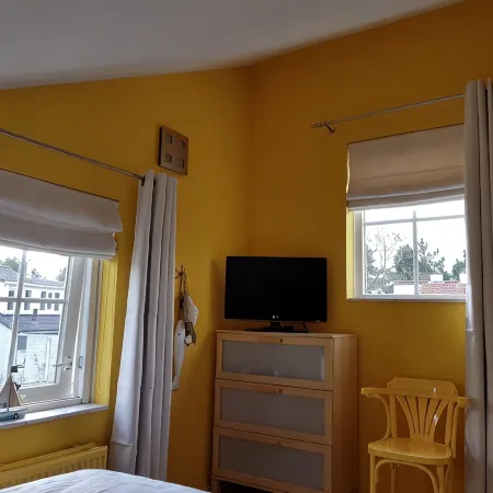 Modern house, 6 persons, 3 bedrooms, 2 bathrooms, smoke free, TOP location