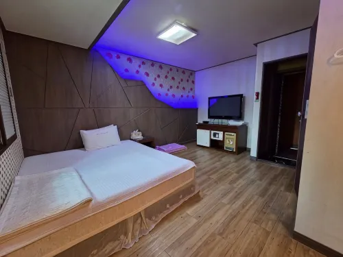 Hapcheon Ocean Motel - 2-Star