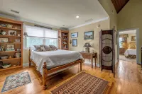 Orchard Park cottage - 5-Star