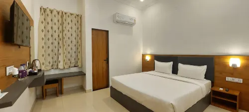 SHRI RAM PORTICO - 3-Star