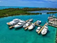 Spanish Wells Yacht Haven - parking
