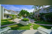 Ventura at Boca Raton - 3-Star
