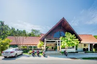 Naiharn Beach Resort Hotels in Nai Harn Strand