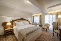 Residence City Garden - the Best City Hotel for 2022-2023 at the Bulgarian Tourist Awards - balcony