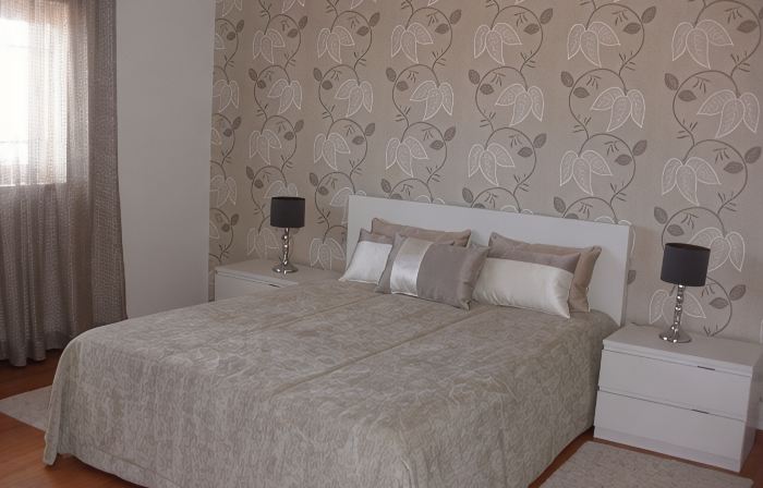 Family Home '' House Stone Hall ''