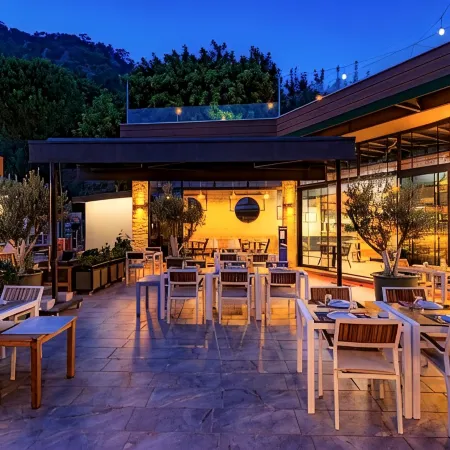 Morina Deluxe Hotel