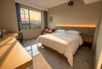 Pu'er Chaqiwan Homestay (Tea Horse Ancient City) - Mountain view