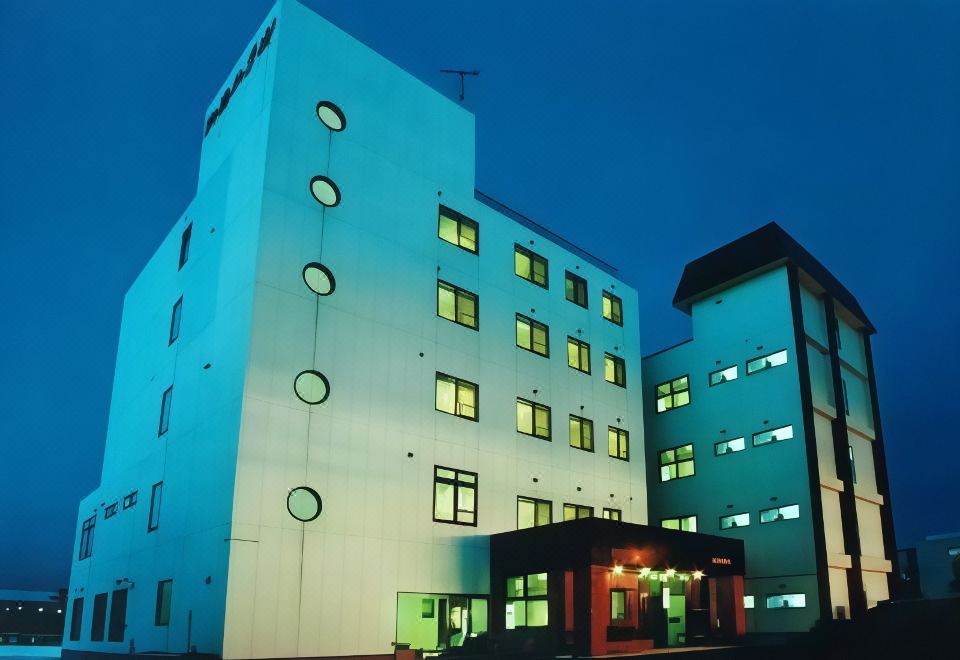 2. Hokkai H..