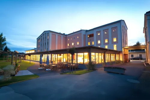 Jufa Hotel Weinviertel - Eselsmühle Hotels in Seefeld-Kadolz