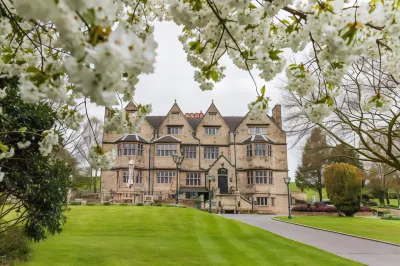 Weston Hall Hotels in Stafford