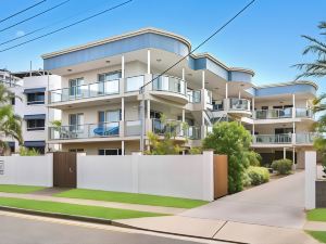 Cranbourne Court Beachside Apartments