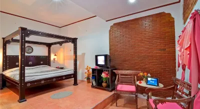 Pasific Beach Cottages Hotels near Local Guide Eko mangsit