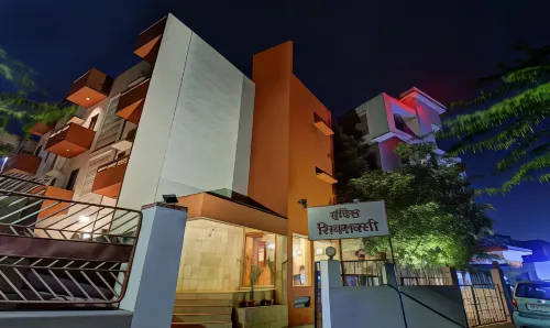 Itsy Hotels Shivshakti Hotels in Deogiri Valley