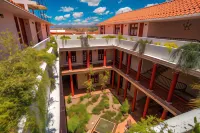 Hotel Villa Antigua Hotels near Plaza 25 de Mayo