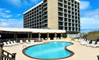 DoubleTree by Hilton Atlantic Beach Oceanfront